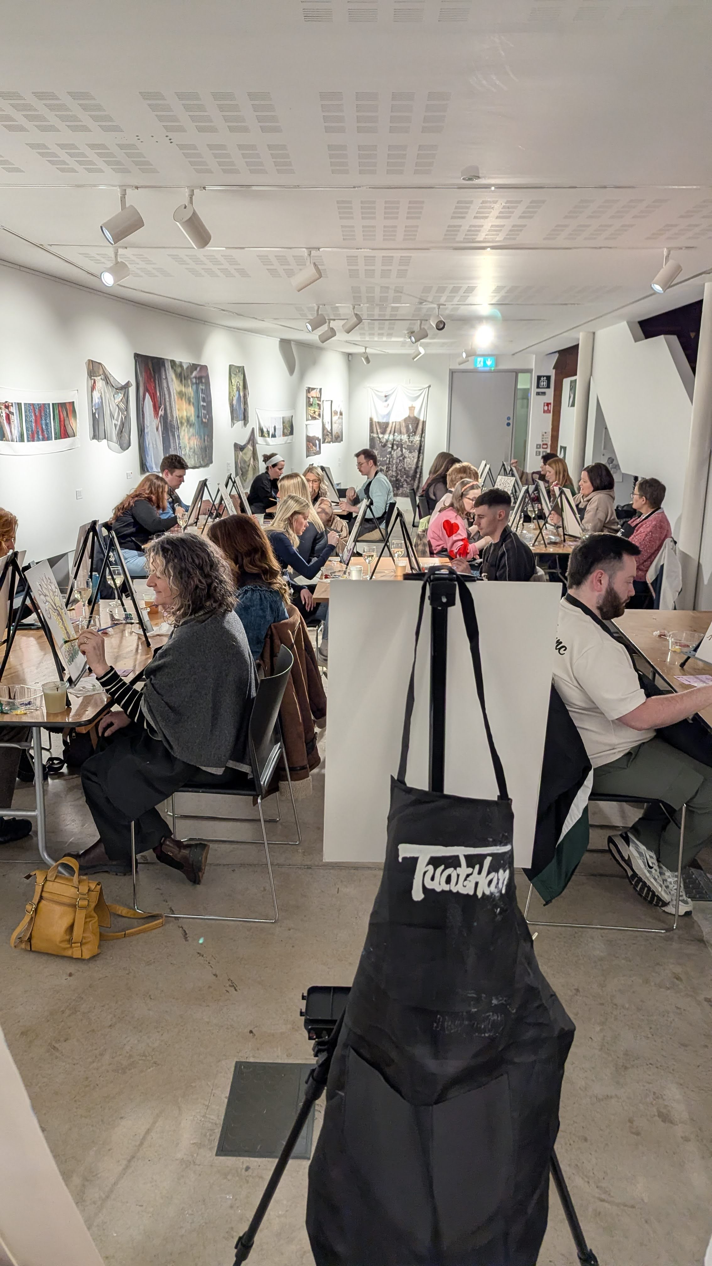  Belfast paint and sip | Péint, Cúpla Focal agus Ól - Cultúrlann McAdam Ó Fiaich